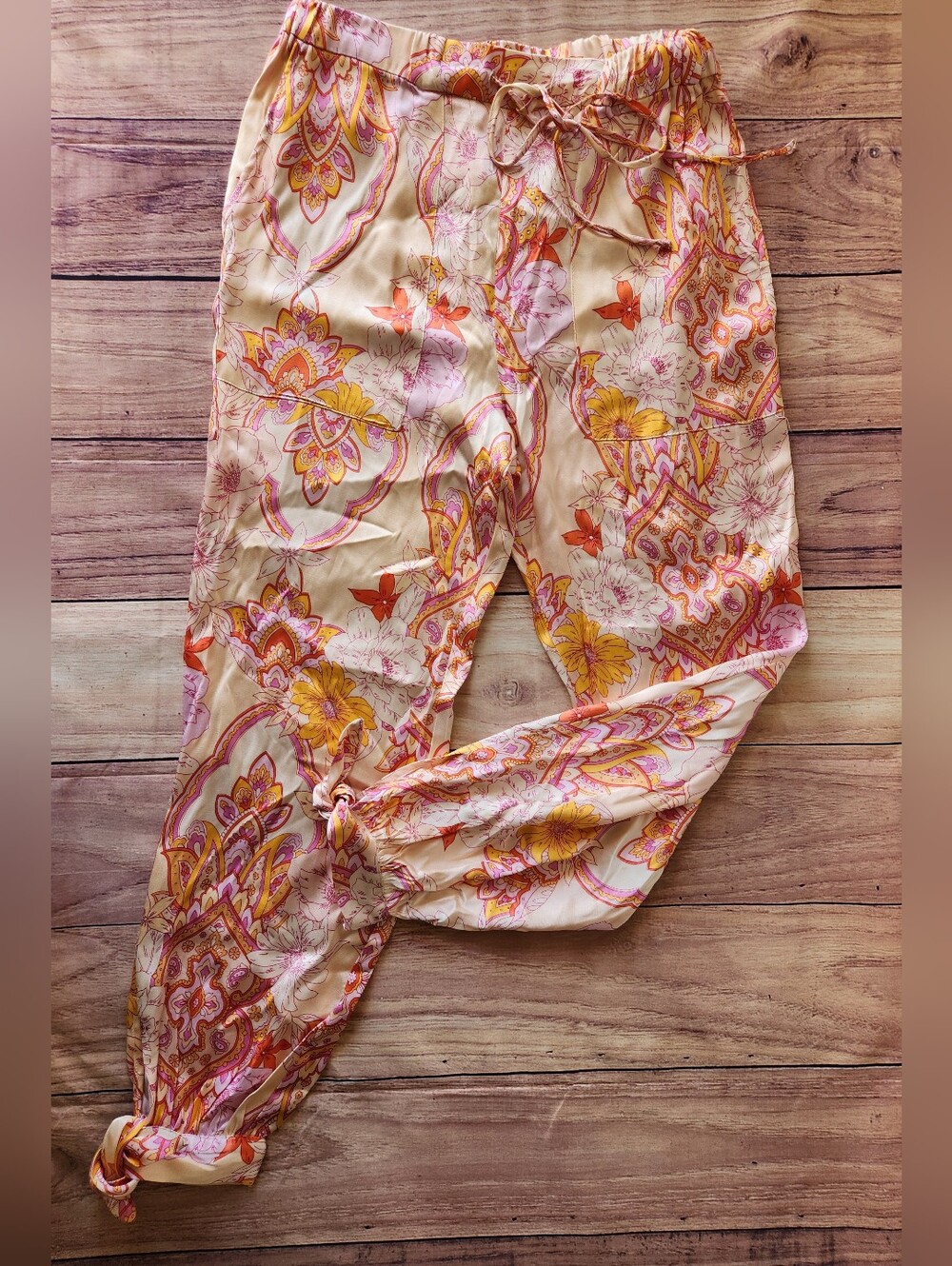 The Sasha Pant Zara Lightweight Pants Paisley Floral